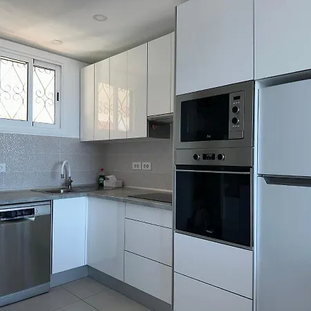 Parque Santiago Ii , Renovated, Ocean View, Heated Swimming Pool ! * Playa de las Américas