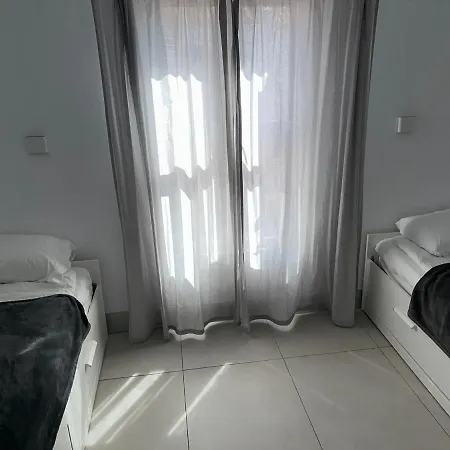 Parque Santiago Ii , Renovated, Ocean View, Heated Swimming Pool ! *