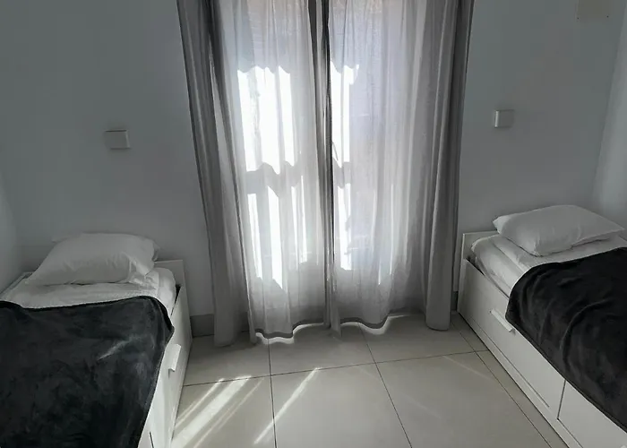 Parque Santiago Ii , Renovated, Ocean View, Heated Swimming Pool ! *