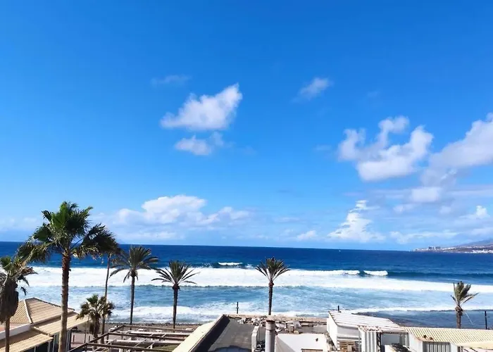 Parque Santiago Ii , Renovated, Ocean View, Heated Swimming Pool ! Playa de las Américas