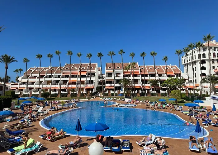 Parque Santiago Ii , Renovated, Ocean View, Heated Swimming Pool !